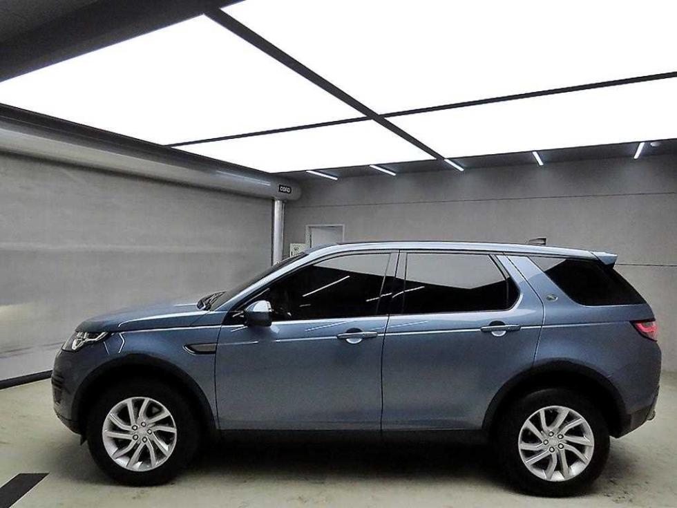 2018 Land Rover Used Car photo