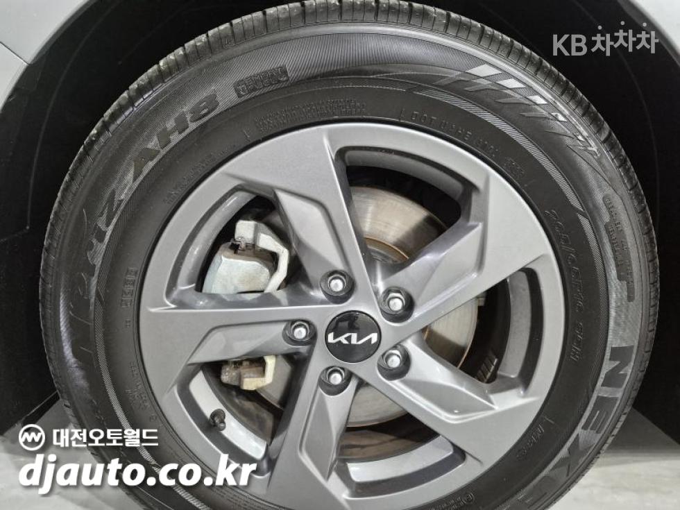 Kia K5 — miniaturë 14