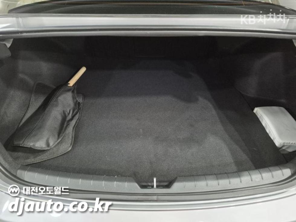 Kia K5 — miniaturë 17