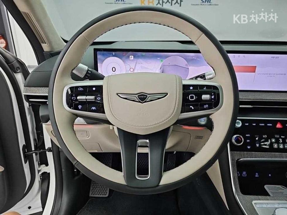 2026 Genesis GV80 photo