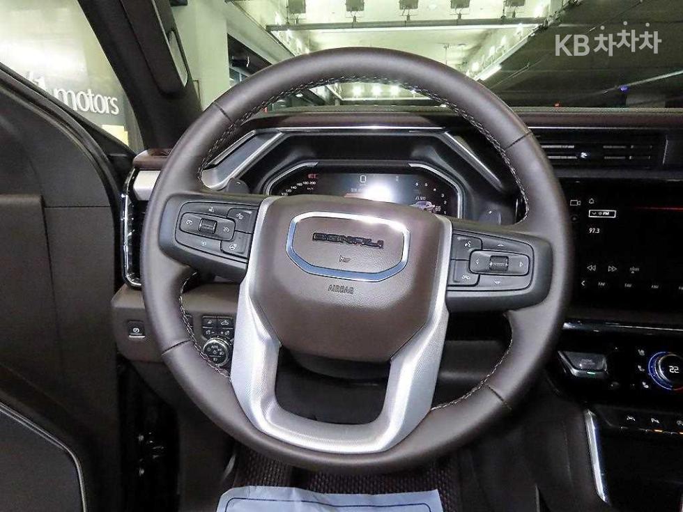 2026 GMC GMC photo
