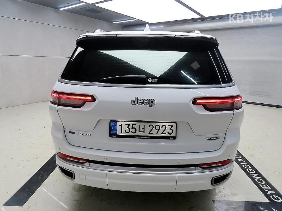 2023 Jeep (WL) photo