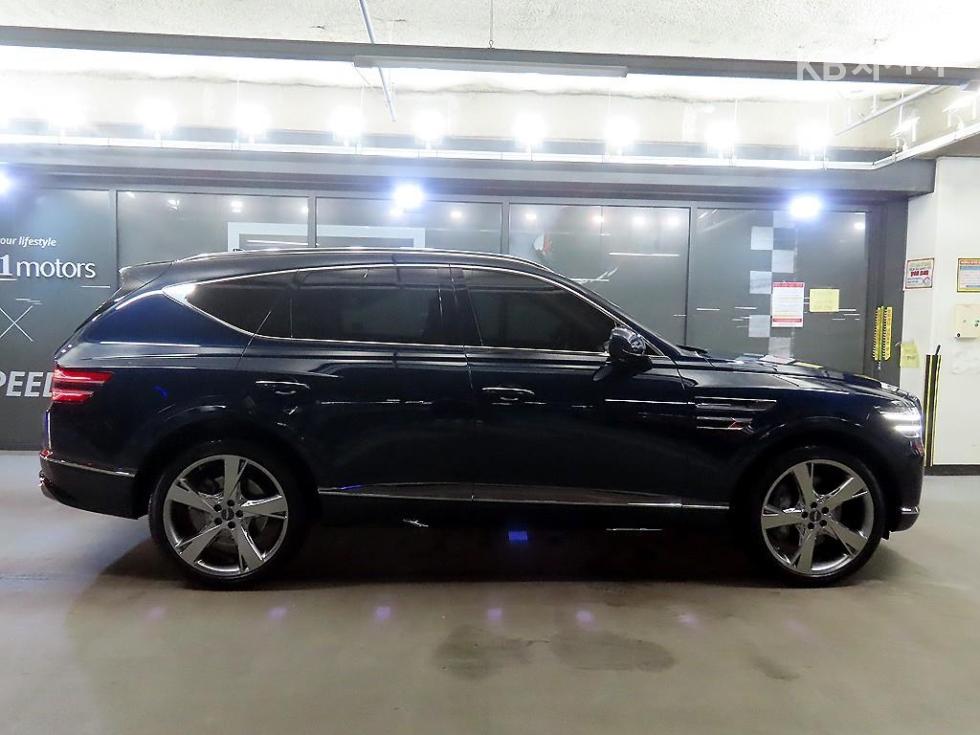2021 Genesis GV80 photo