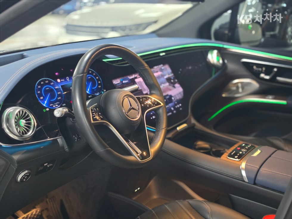 Mercedes-Benz EQS — miniaturë 7