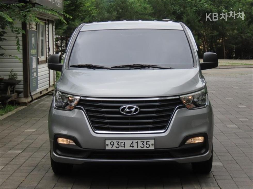 Hyundai Grand Starex