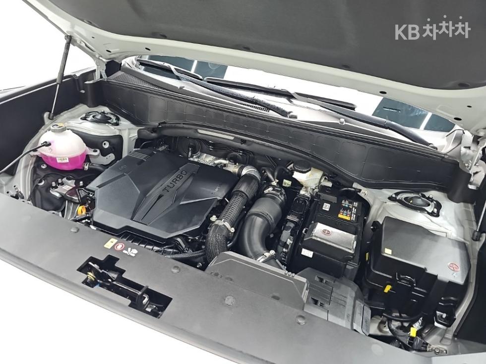 2025 Hyundai Used Car photo