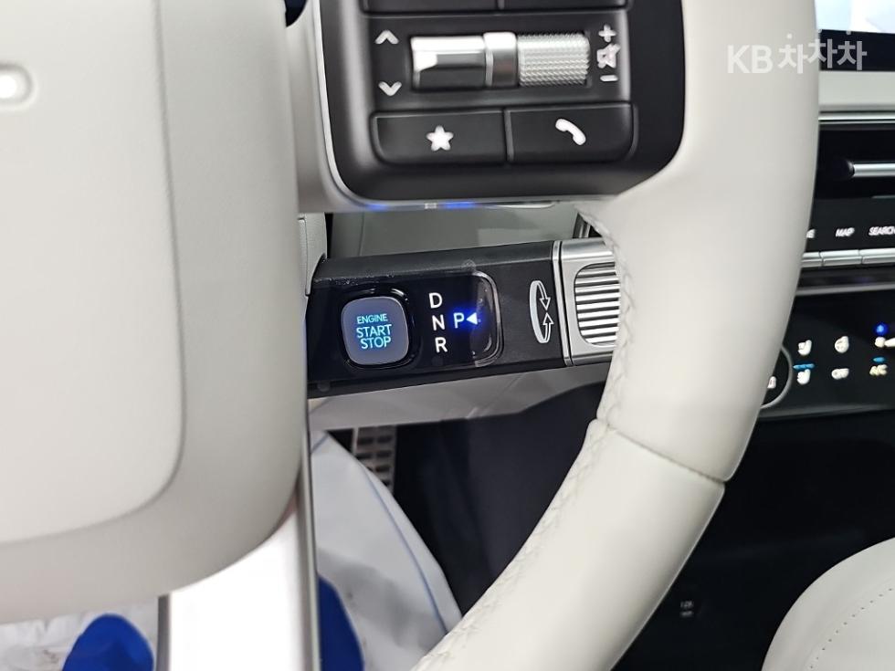 2025 Hyundai Used Car photo