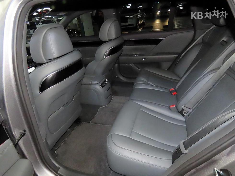 2022 Genesis G90(RS4) photo