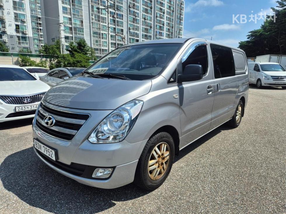 Hyundai Starex — miniaturë 2
