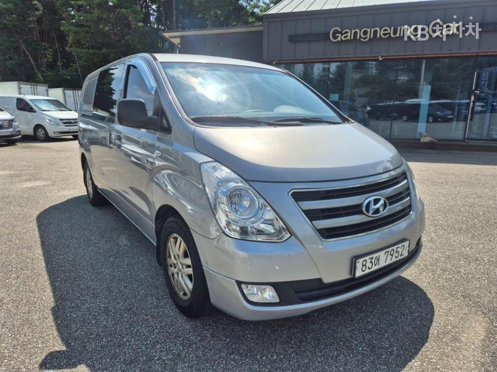 Hyundai Starex — miniaturë 4