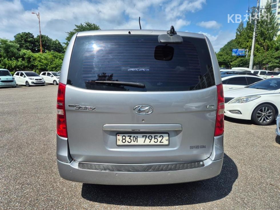 Hyundai Starex — miniaturë 6
