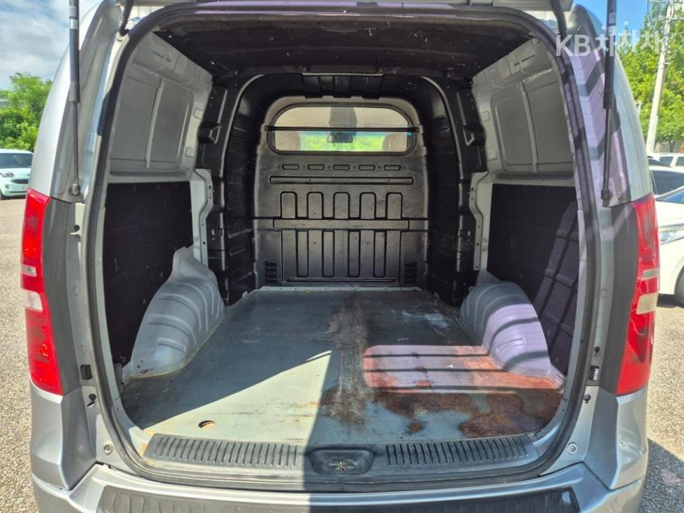 Hyundai Starex — miniaturë 11