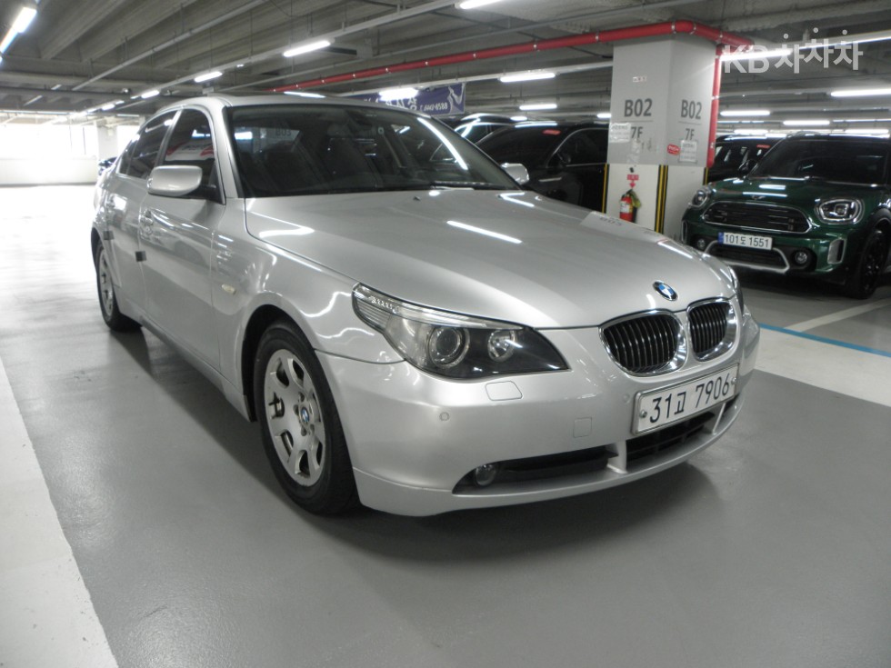 BMW 5er — miniaturë 2
