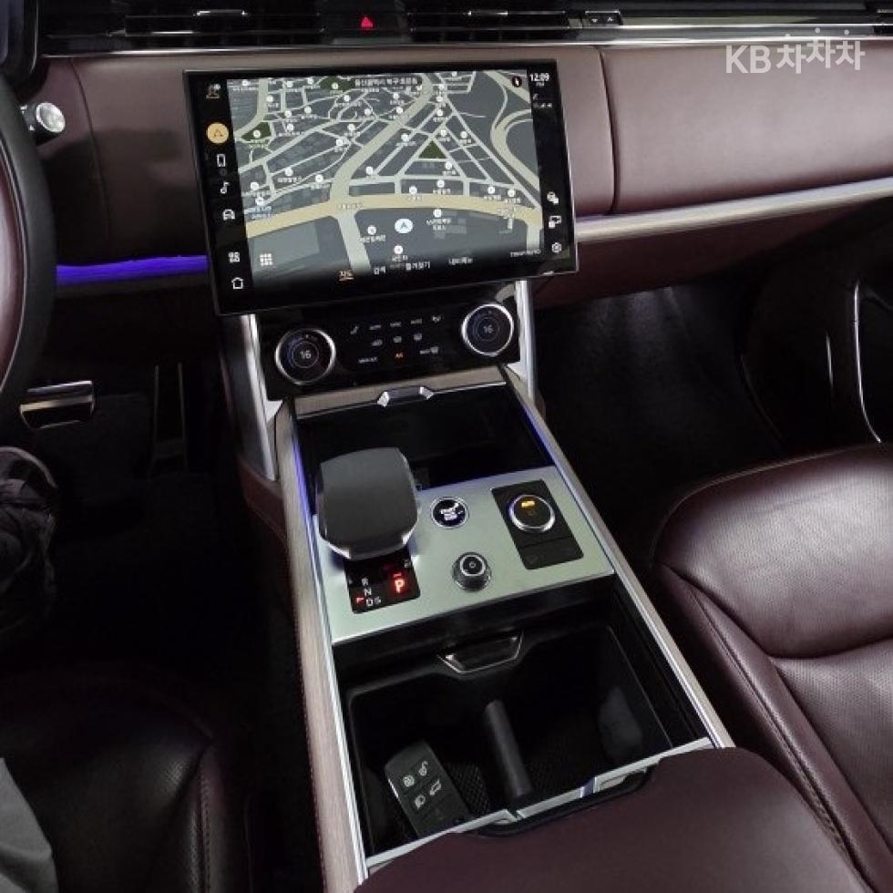 Land Rover Range Rover — miniaturë 10