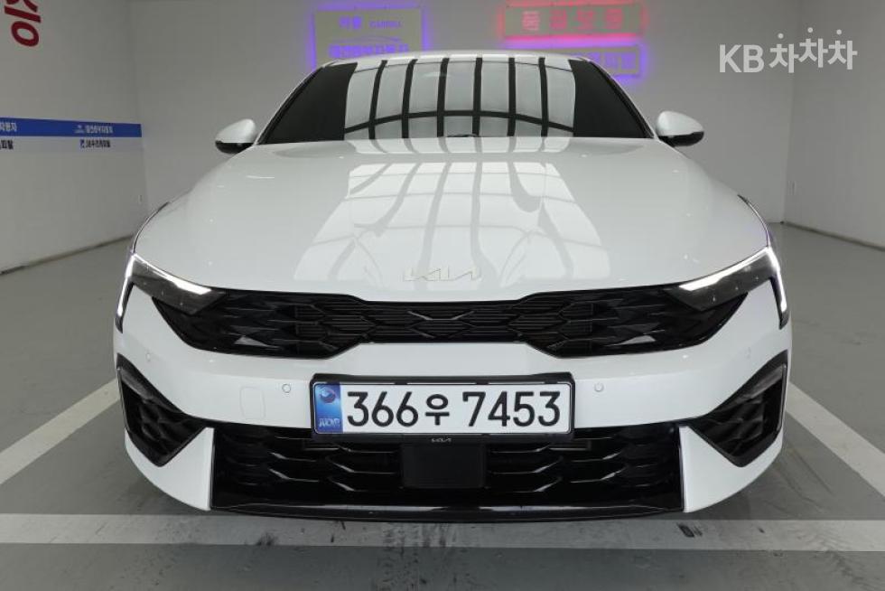 Kia K5 — miniaturë 2
