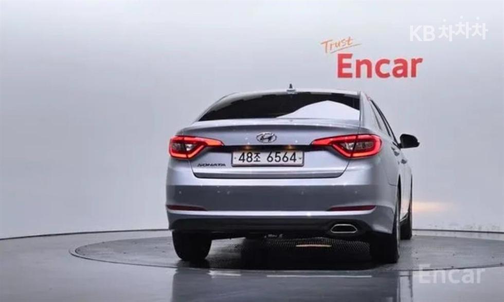 Hyundai Sonata — miniaturë 4