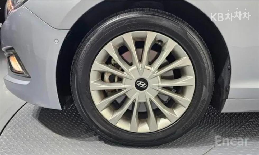 Hyundai Sonata — miniaturë 15