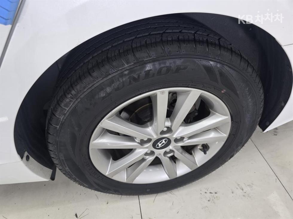 Hyundai Sonata — miniaturë 14