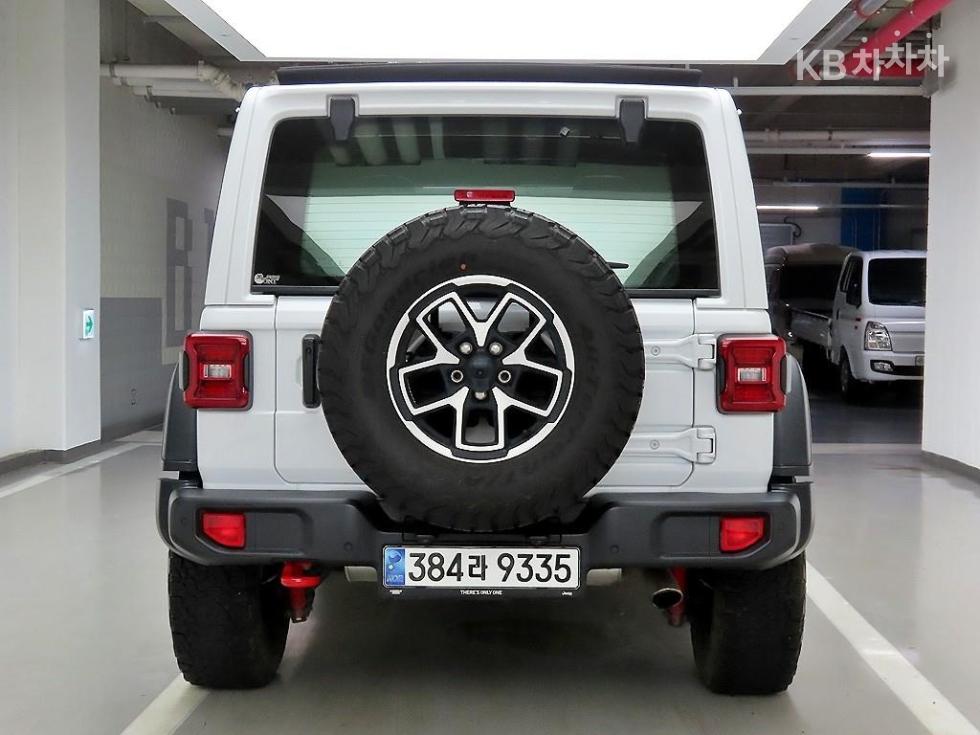 2024 Jeep (JL) photo