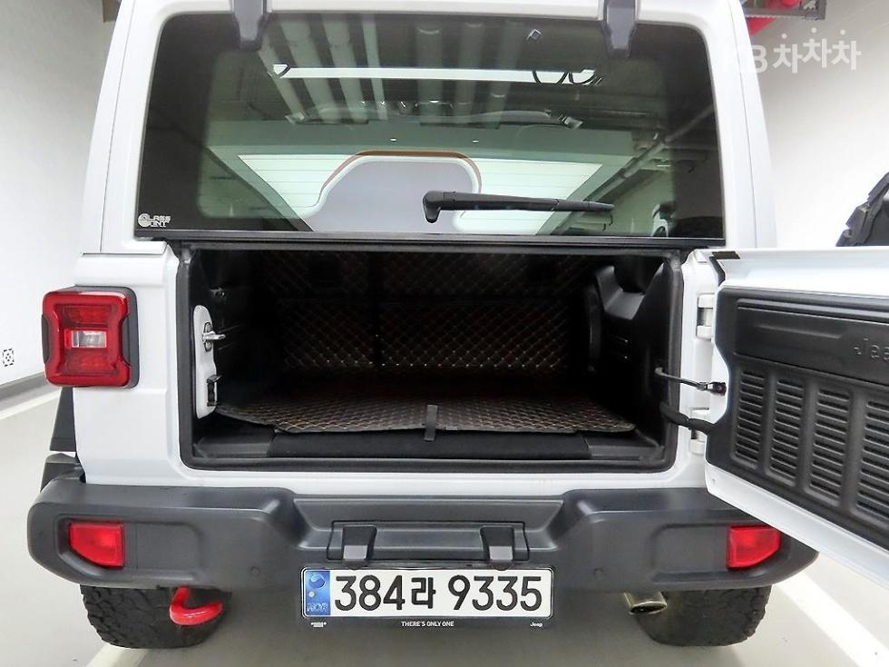 2024 Jeep (JL) photo