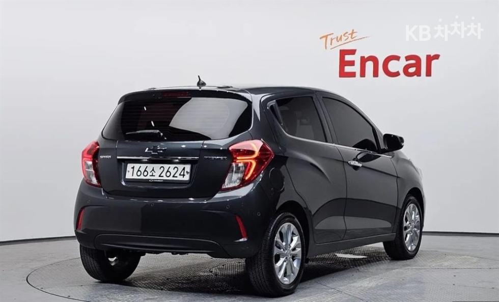 GM Korea Chevrolet Spark BASE MODEL — фото 2