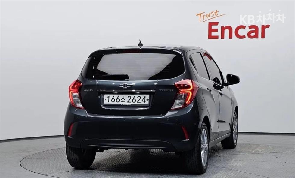 GM Korea Chevrolet Spark BASE MODEL — фото 4