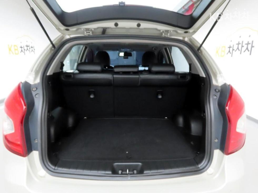 KG Mobility Korando C 2014 photo 5