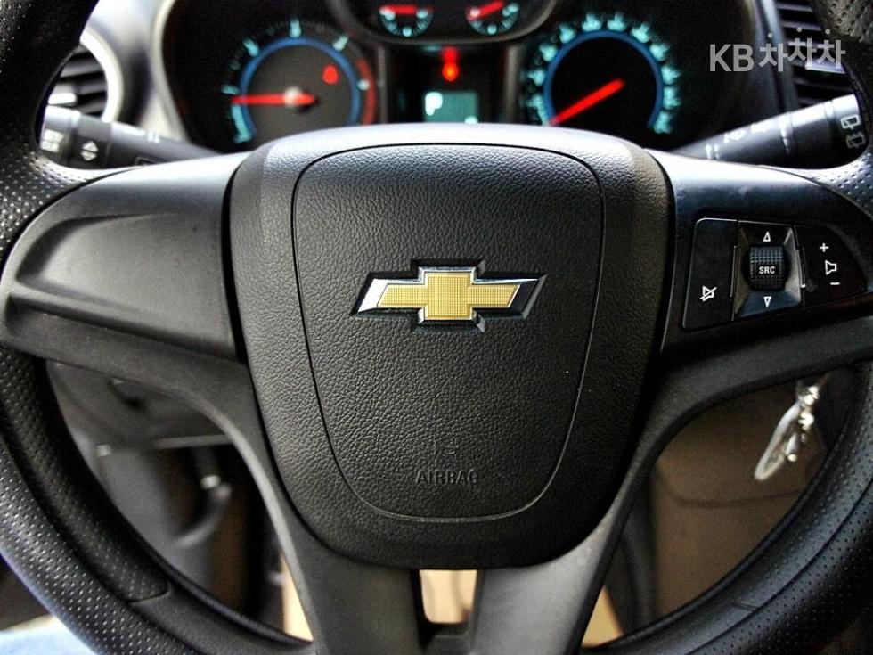 Chevrolet Orlando — miniaturë 8