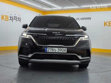 Kia Carnival 9-Seater Prestige — foto 1