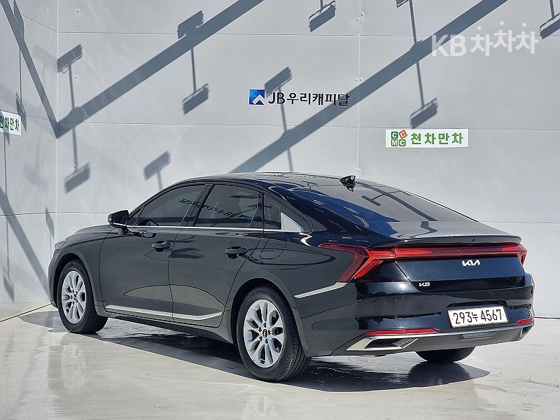Kia K8 — miniaturë 3
