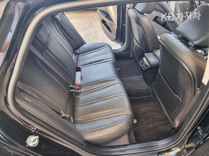 Kia K8 — miniaturë 16