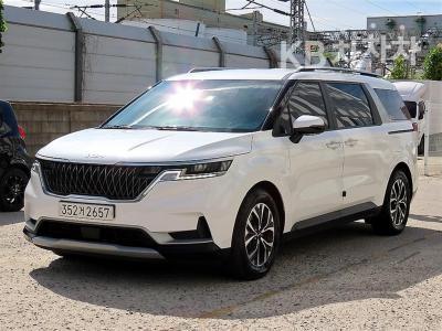 Kia Carnival — miniaturë 2