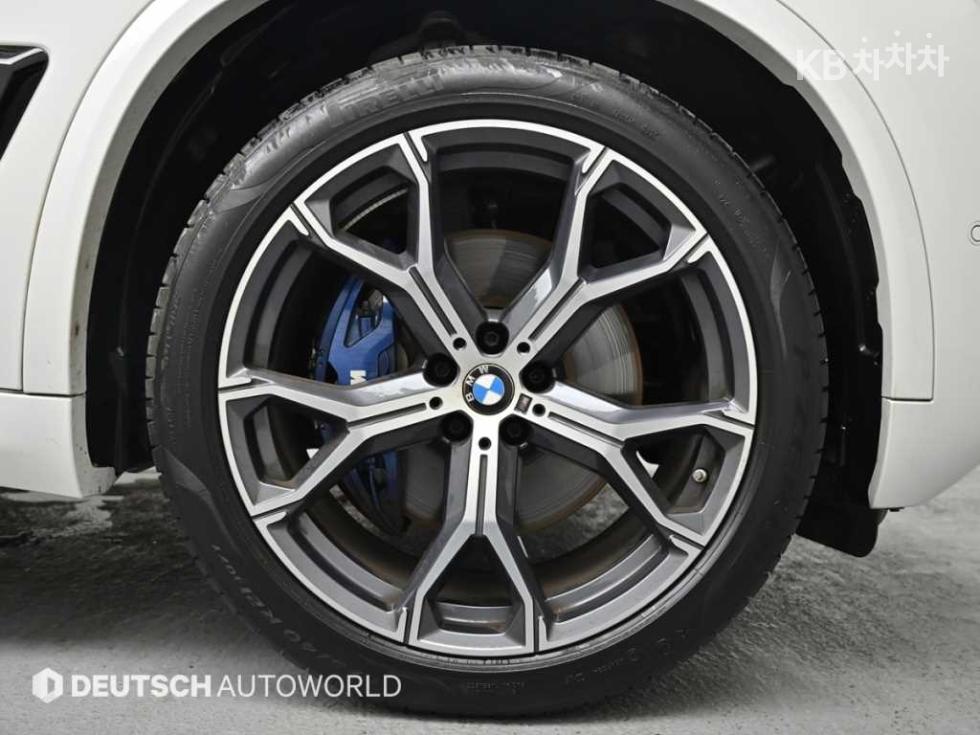 BMW X5 — miniaturë 5
