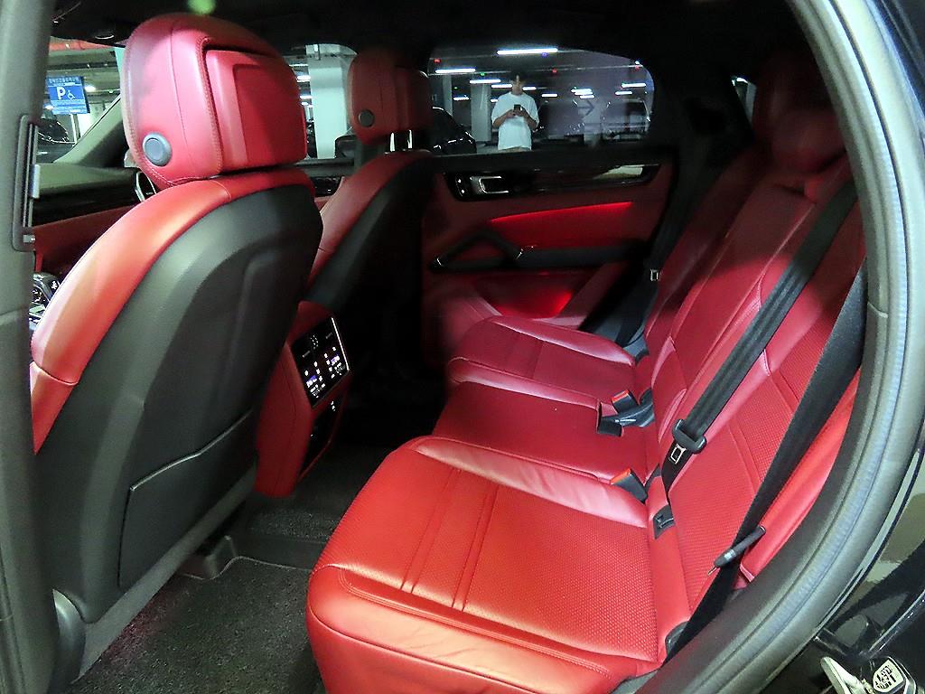 2021 Porsche (9Y0) photo