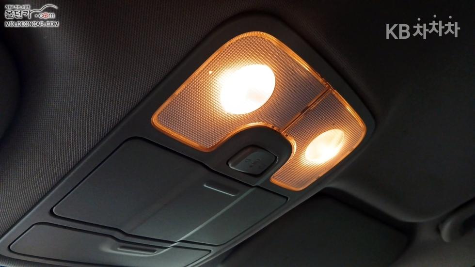 Kia Carens — miniaturë 12