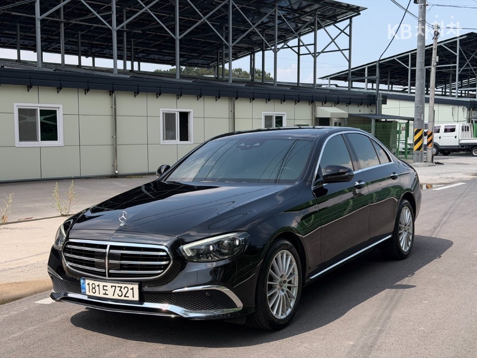 مرسيدس E-Class