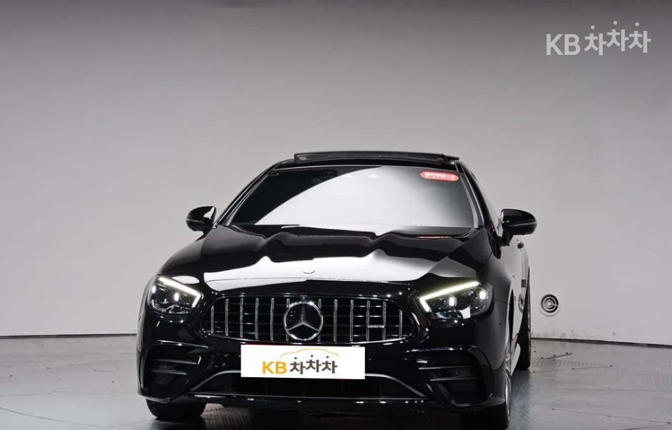 مرسيدس E-Class