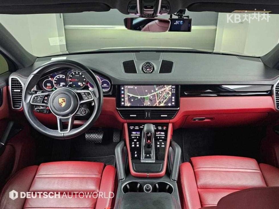 Porsche Cayenne — miniaturë 7