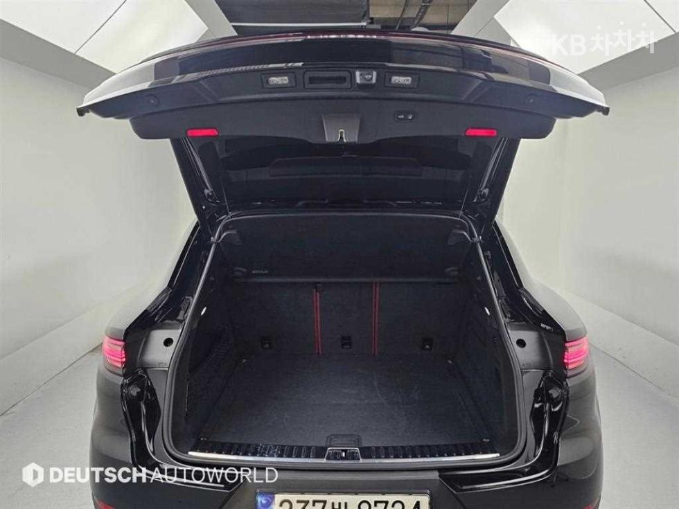 Porsche Cayenne — miniaturë 19