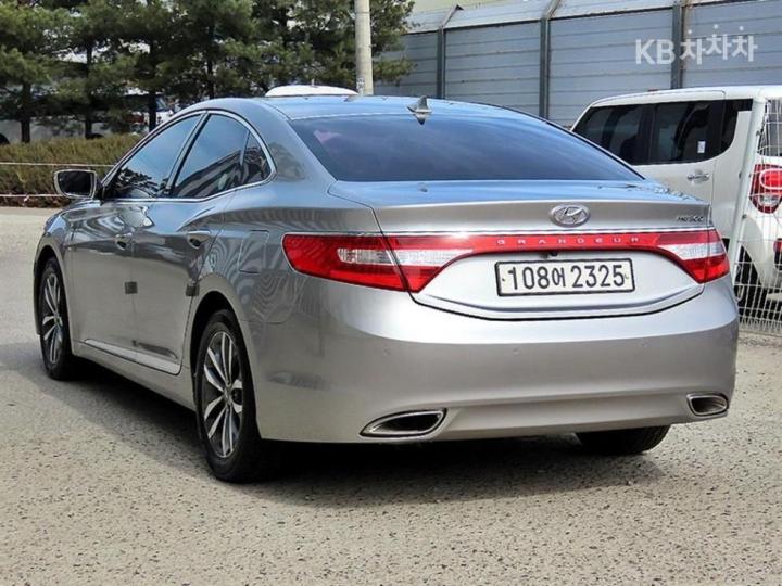 Hyundai Grandeur — miniaturë 3
