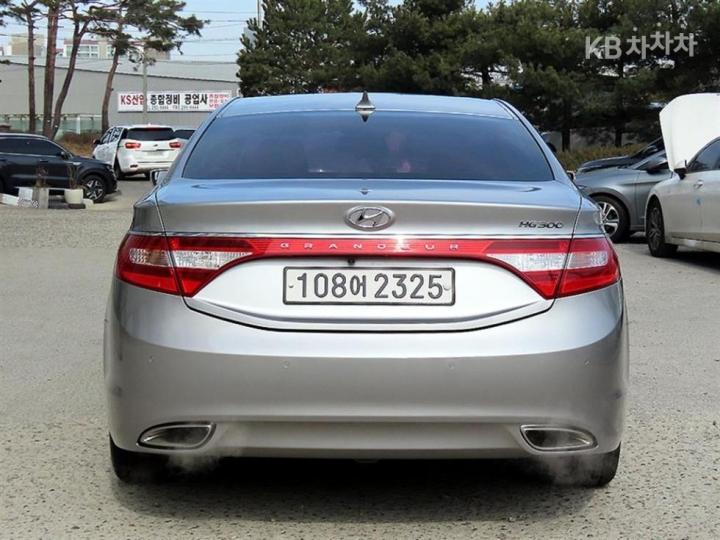 Hyundai Grandeur — miniaturë 4