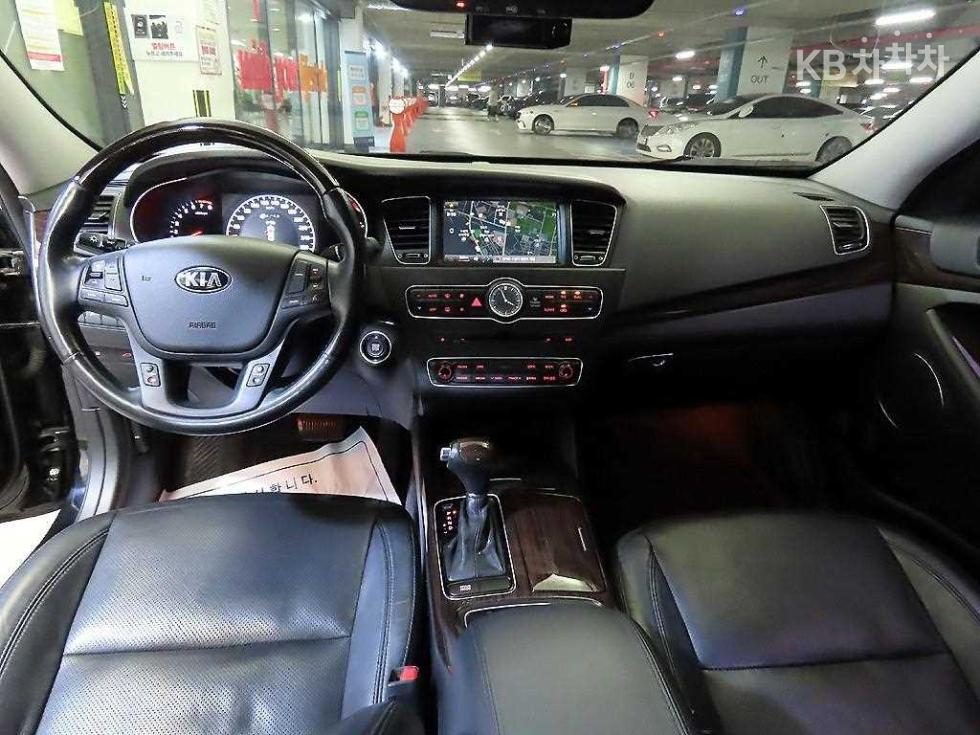 Kia K7 — miniaturë 10