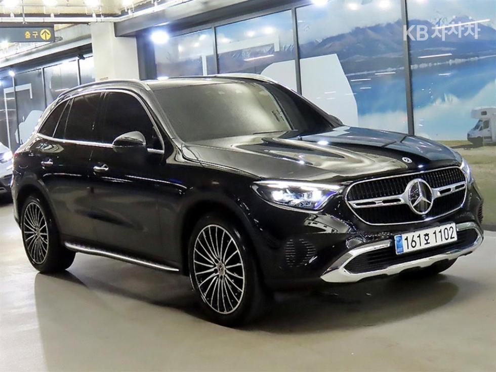 2025 mercedes benz GLC-Class GLC300 4Matic Basic type