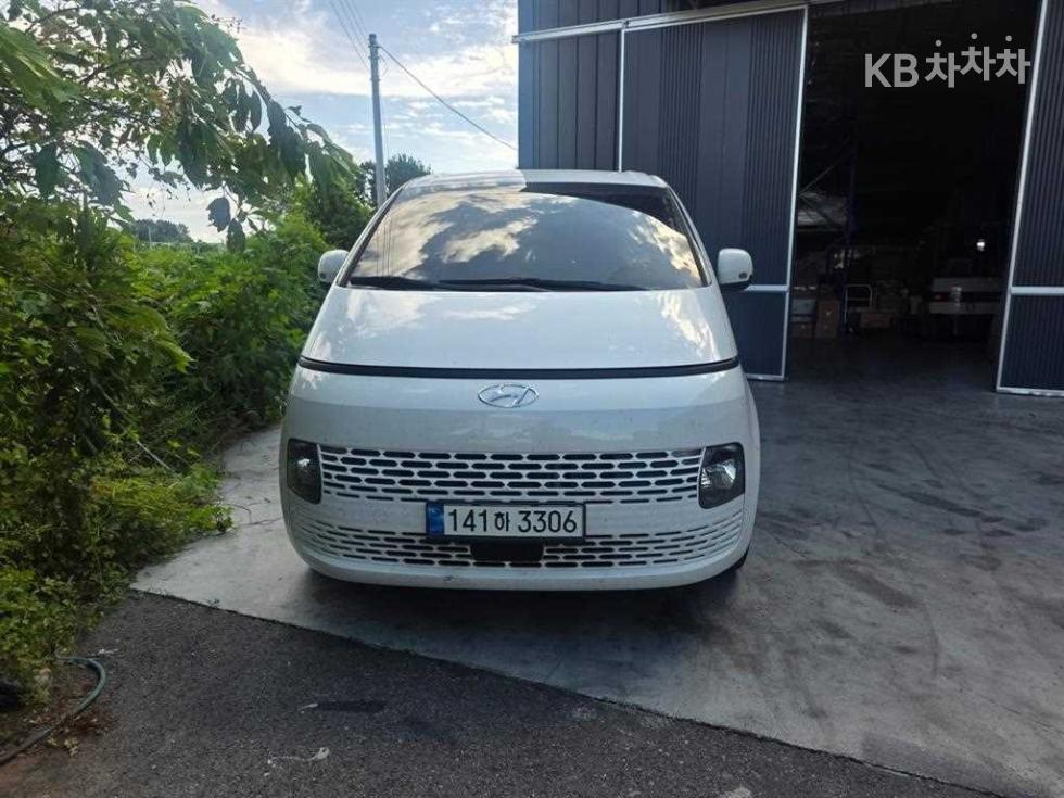 2022 hyundai Staria 2.2 Tourer 9 modern