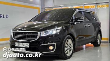Kia Carnival 9  seats 2.2  diesel  prestige — foto 1
