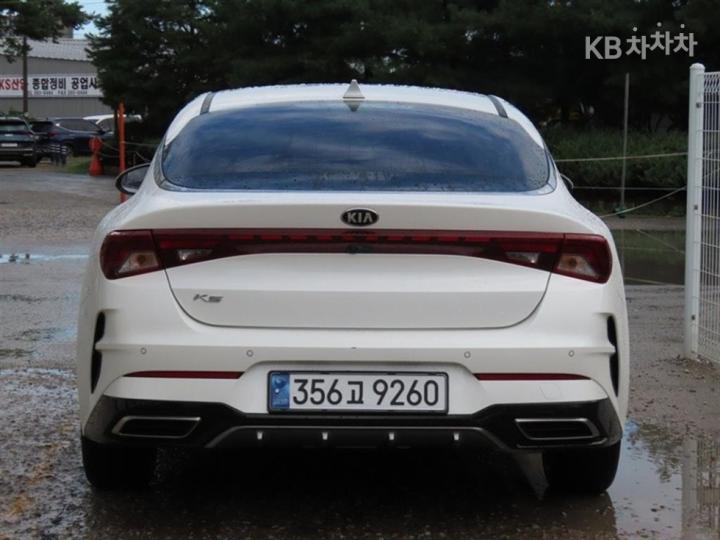 Kia K5 — miniaturë 4