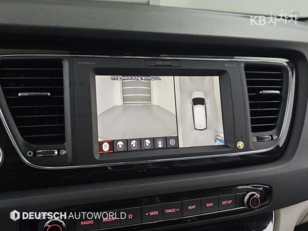 Kia Carnival — miniaturë 15
