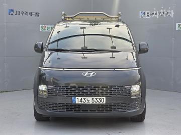 Hyundai Staria 2.2  9  mordern — foto 1