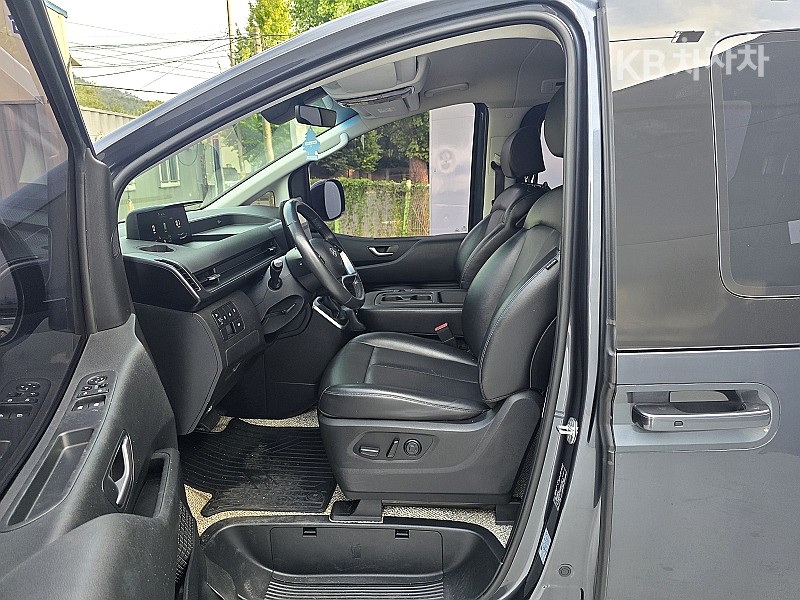 Hyundai Staria — miniaturë 4