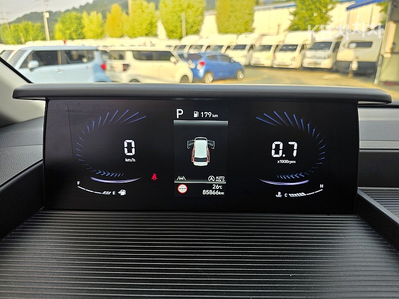 Hyundai Staria — miniaturë 7